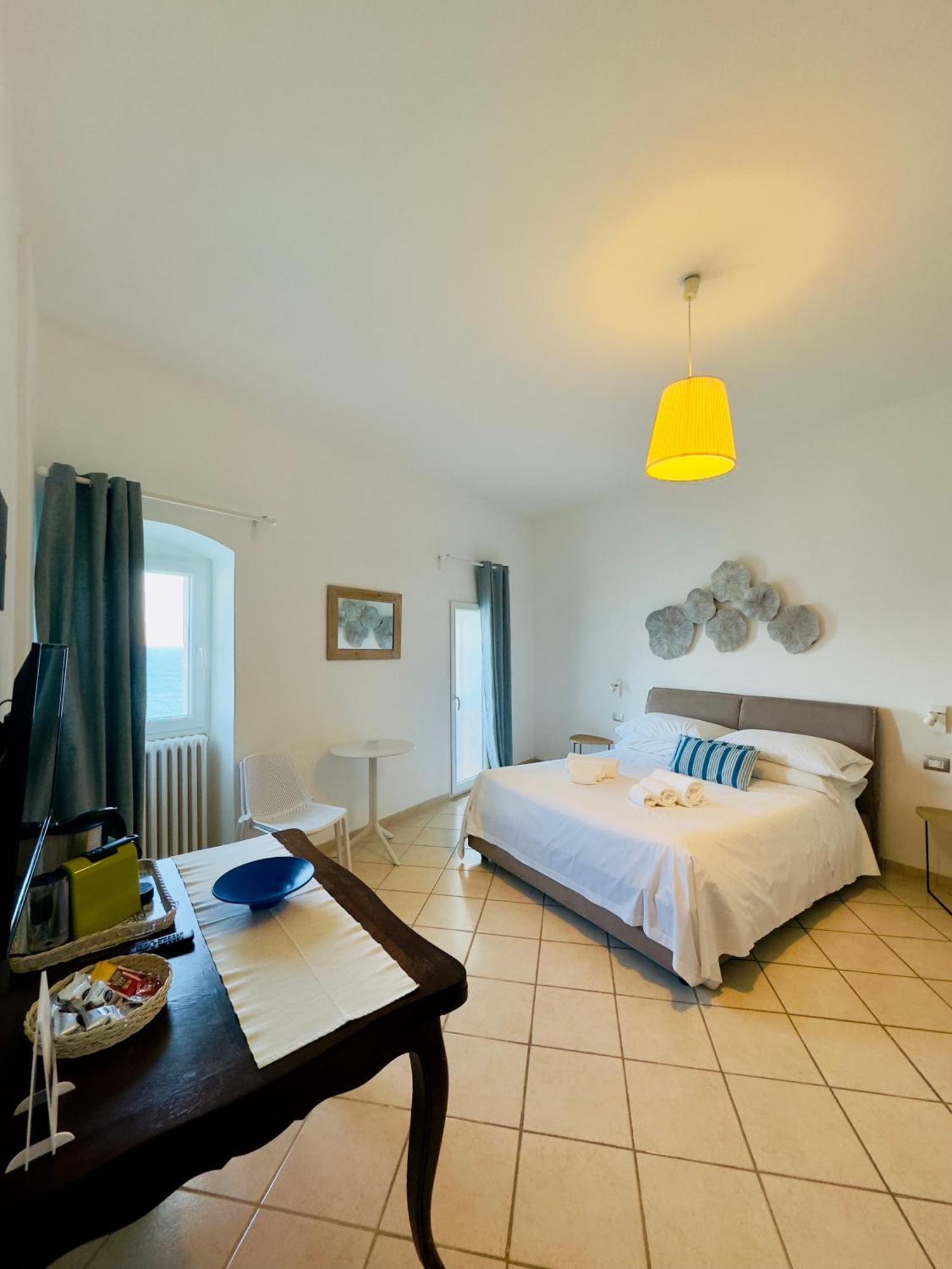 Amoredimare Casa Vacanze โปลีญาโนอามาเร ภายนอก รูปภาพ