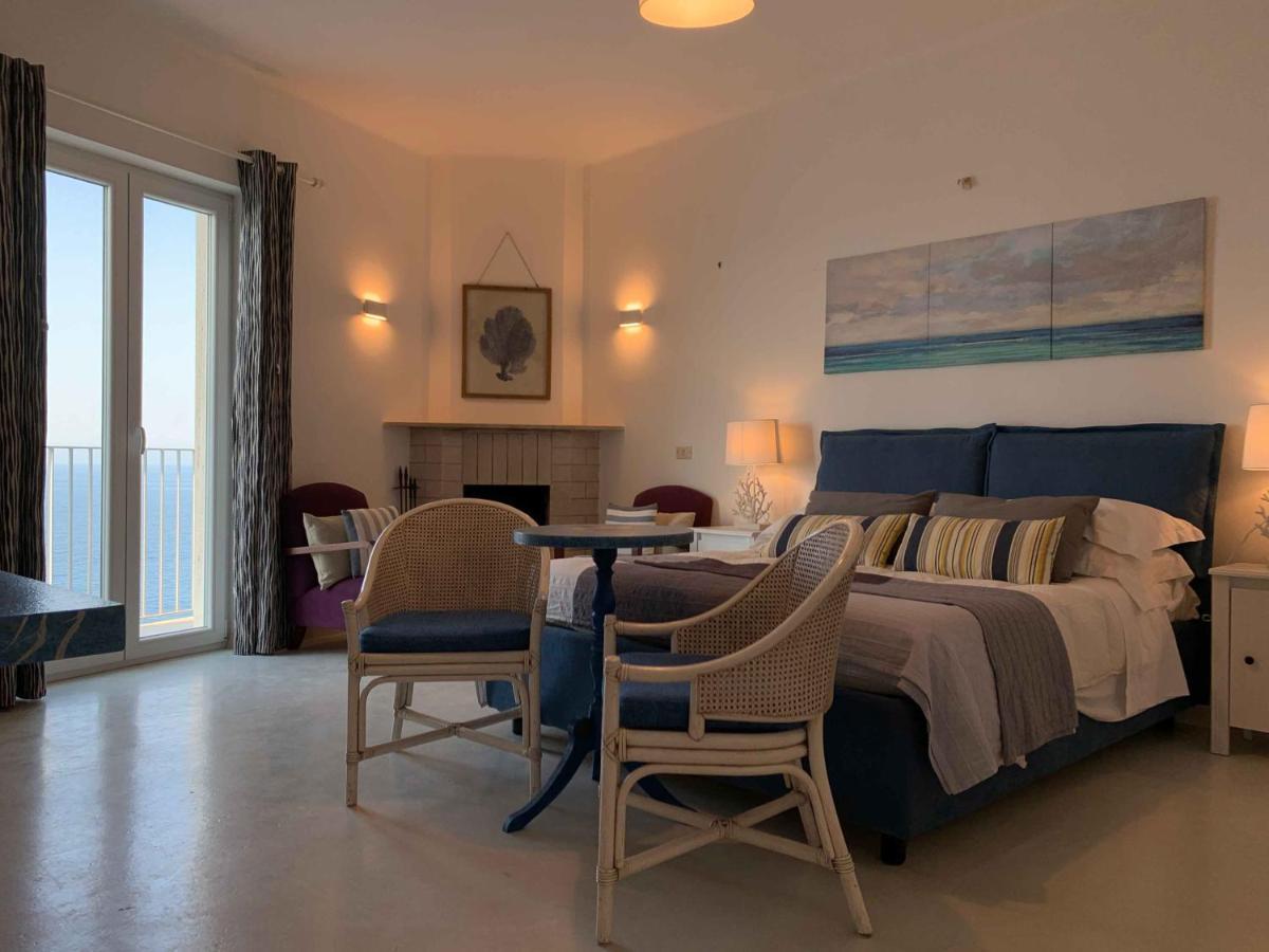 Amoredimare Casa Vacanze โปลีญาโนอามาเร ภายนอก รูปภาพ